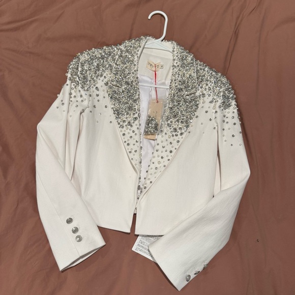 Alice + Olivia Ivan Pearl Rhinestone Embellished Blazer Jacket - Picture 2 of 9